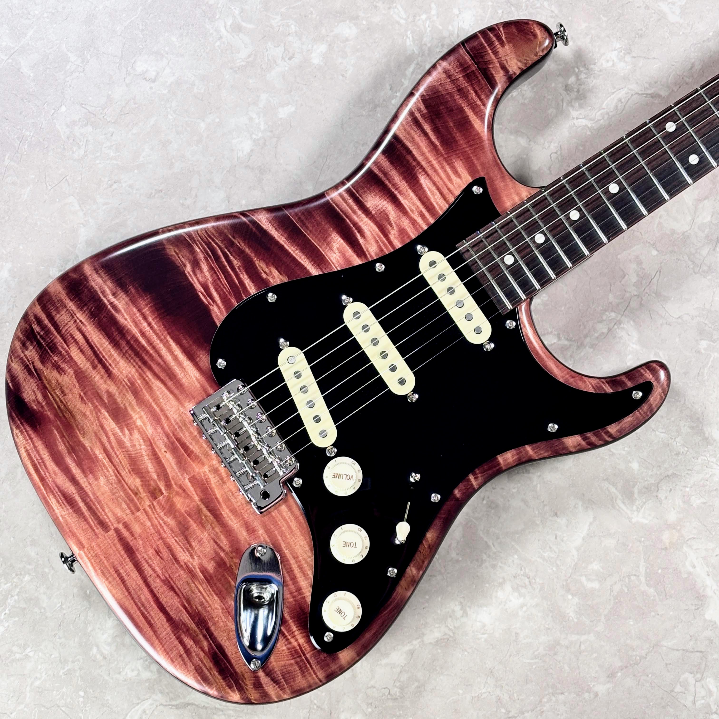 MOMOSEMC1-TOCHI/R RED-MAT