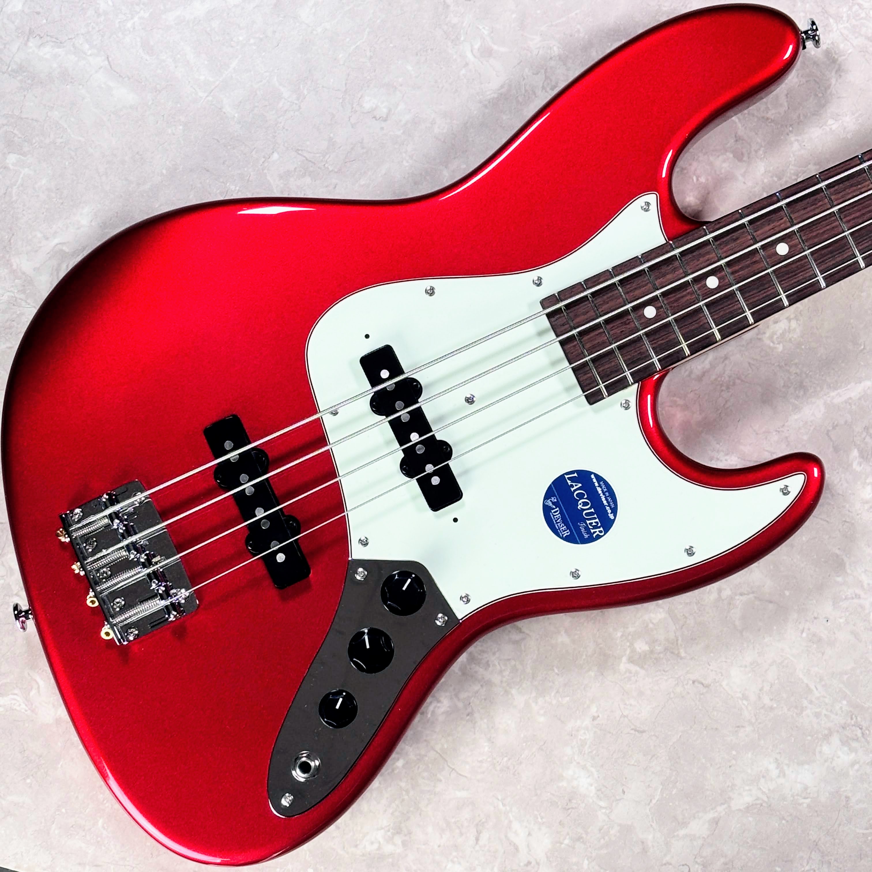 MOMOSEMJ1-STD/R Old Candy Apple Red