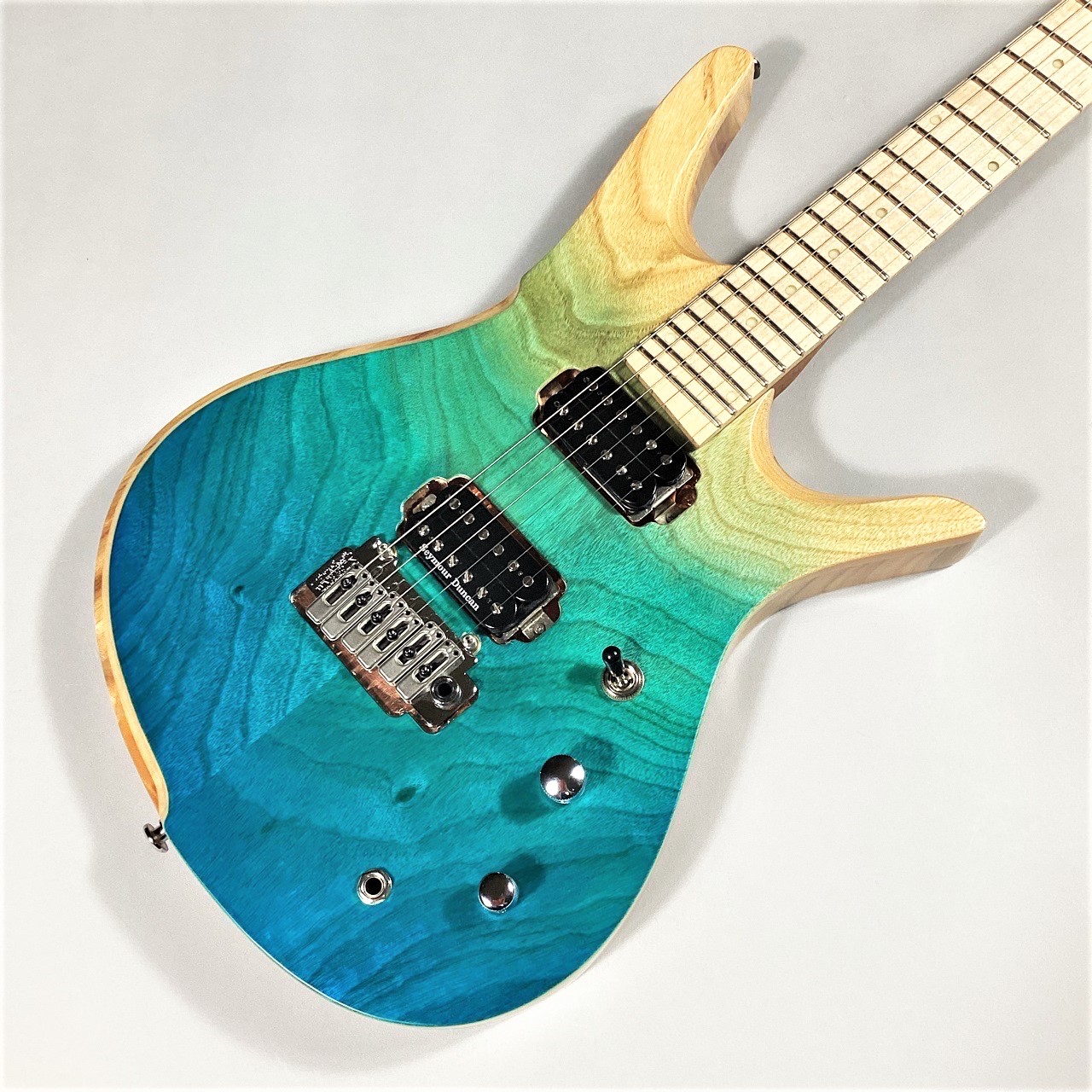 滋賀にて誕生したニューブランド『Metal Farm』のギターが入荷！ 皆様！こんにちは！こんばんは！草津店ギターアドバイザーの鵜川です。今回は地元滋賀県にて新たに誕生したブランド『Metal Farm』のギターが1本入荷しました！ Metal Farm とは・・・ 滋賀県にてた工房を構えるギター・ […]