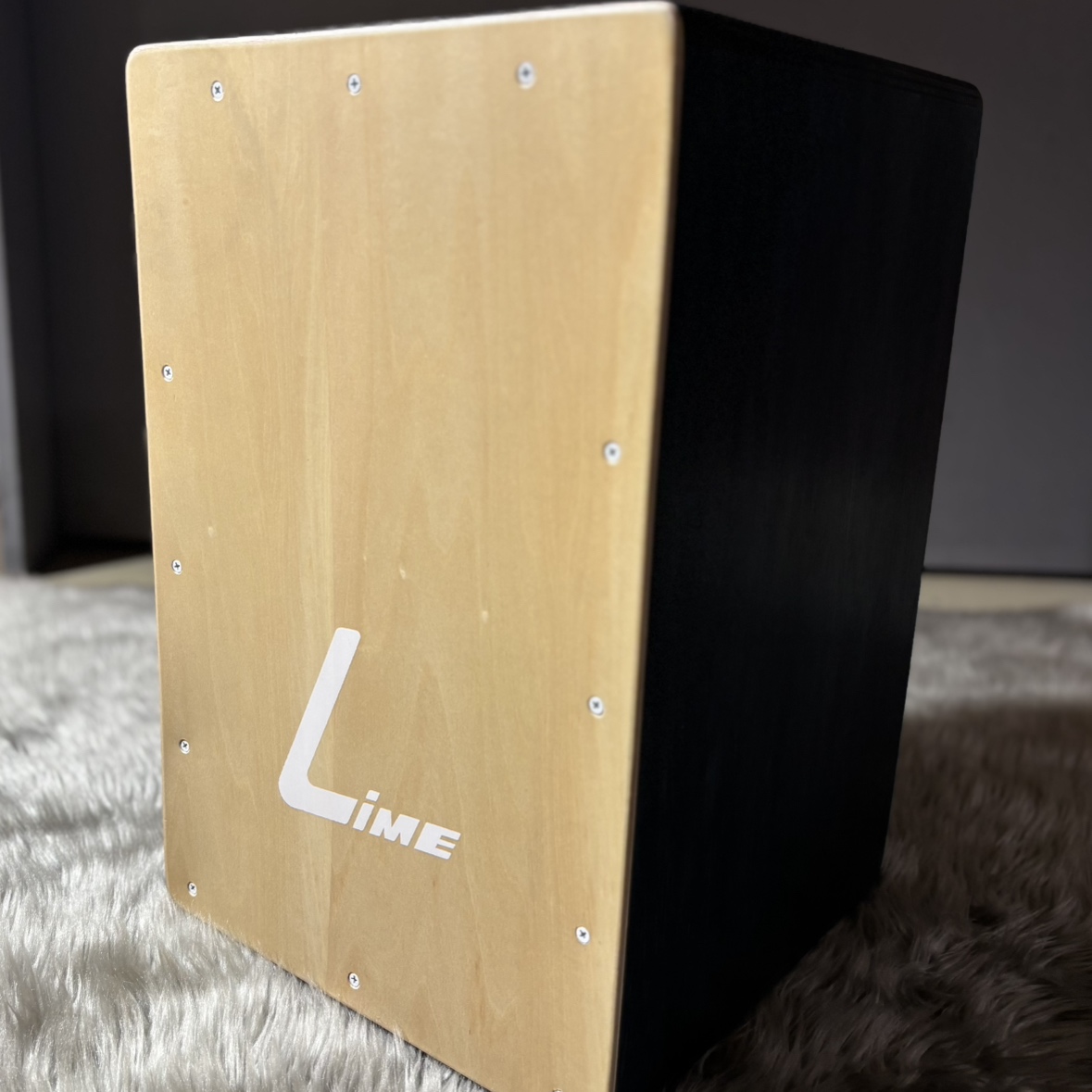 低音を重視したカホンLiME Cajon F-bass