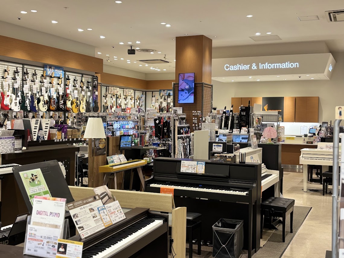 新生活で楽器を始めたい方必見！滋賀県（大津・草津）の島村楽器では、ギターからピアノ、管楽器まで多種多様な楽器を実際に見て、触って選べます。専門スタッフがあなたにぴったりの一台をご提案。購入後のメンテナンス体制も万全です。滋賀県最大級の品揃えで駐車場完備（無料）のイオンモール草津店でお待ちしています。