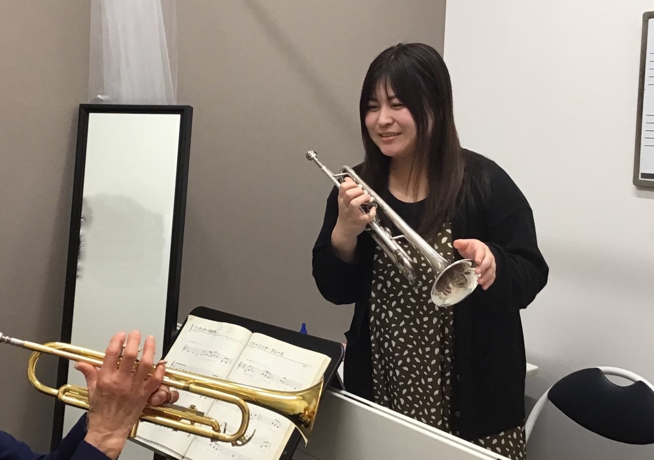 CONTENTS新しい趣味を、音楽から始めてみませんか？平日のお昼間だから、無理なく通いやすい月2回レッスン料金（税込）選べる4つの楽器コース島村楽器でレッスンを始めるメリット秋のご入会キャンペーン実施中！！お問い合わせ新しい趣味を、音楽から始めてみませんか？ 「何か新しい趣味を始めたい」「昔やって [&hellip;]