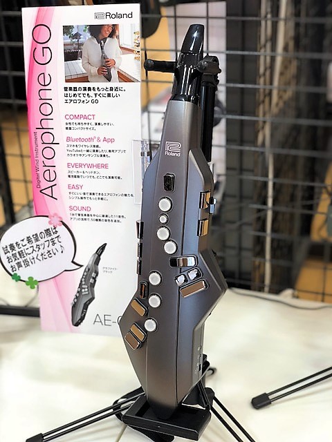 *お待たせ致しました！！Roland/AE-05が釧路店にも入荷！！ こんにちは。今年の釧路は雨や涼しい日が多くて夏を感じれていないデジタル担当干場です。そんな中、ローランドから「Aerophone AE-10」の基本コンセプトはそのままに、もっと手軽に始められるモデルとして「Aerophone G […]