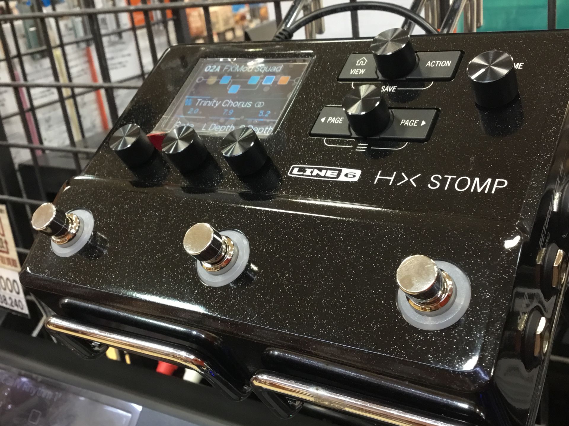 【新着入荷情報】LINE6 HX STOMP緊急入荷！