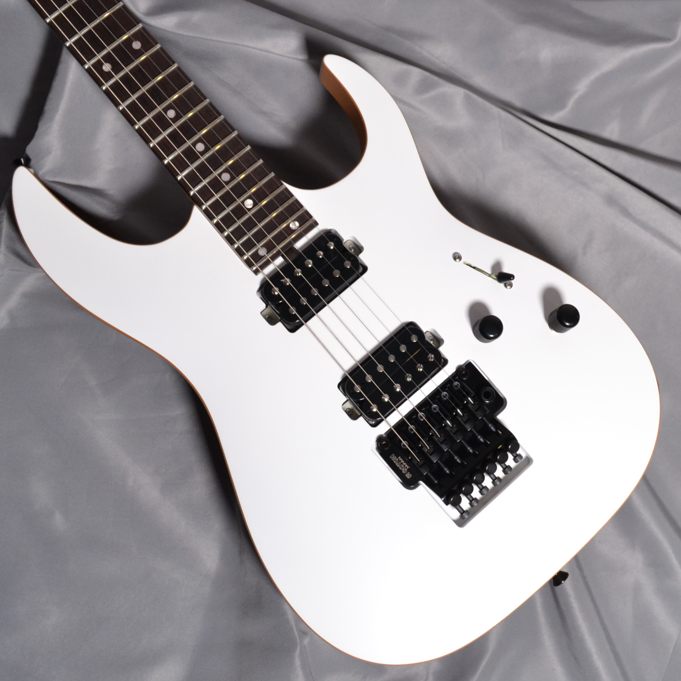エレキギターS-624LT Rosewood Alder HH / Chamonix White【3.25kg】