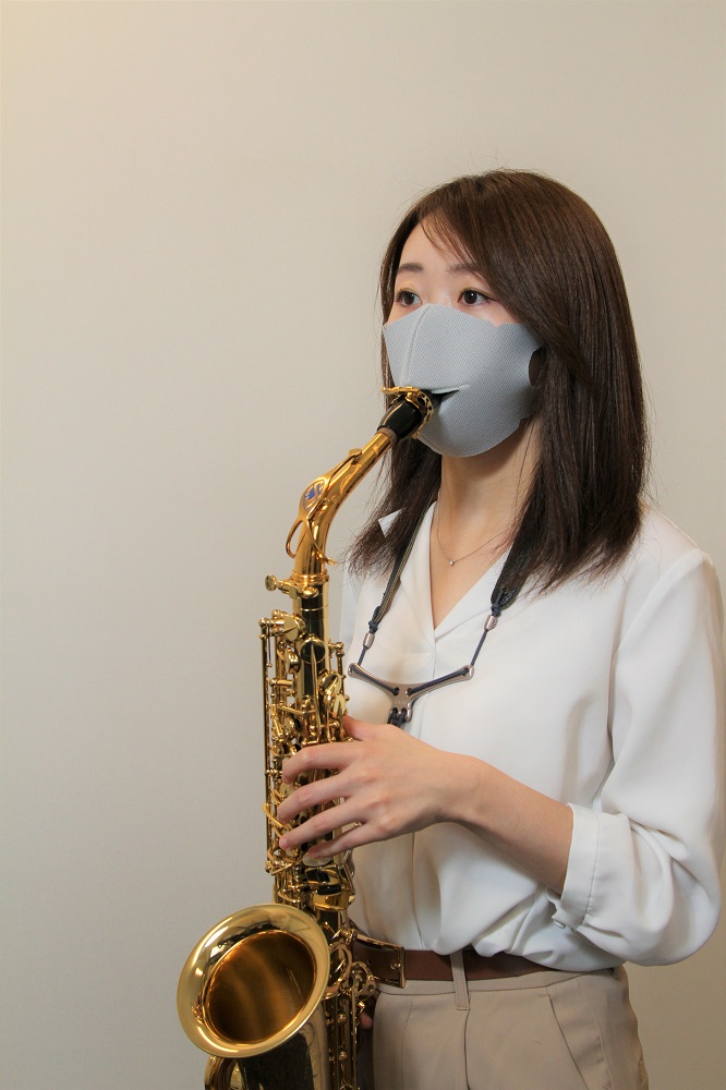 管楽器用マスク「シリカクリン」～マスクしたまま楽器が吹ける！