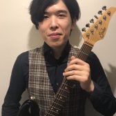 樟葉駅前【ギター・キッズギター・ウクレレ教室】講師紹介（金曜日）新田真一郎　～どんな先生？～