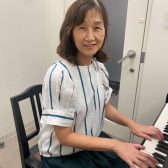 【3歳から80代まで通えるピアノ・幼児の基礎音楽コース教室】横田 恵里子(月曜日)～どんな先生？～