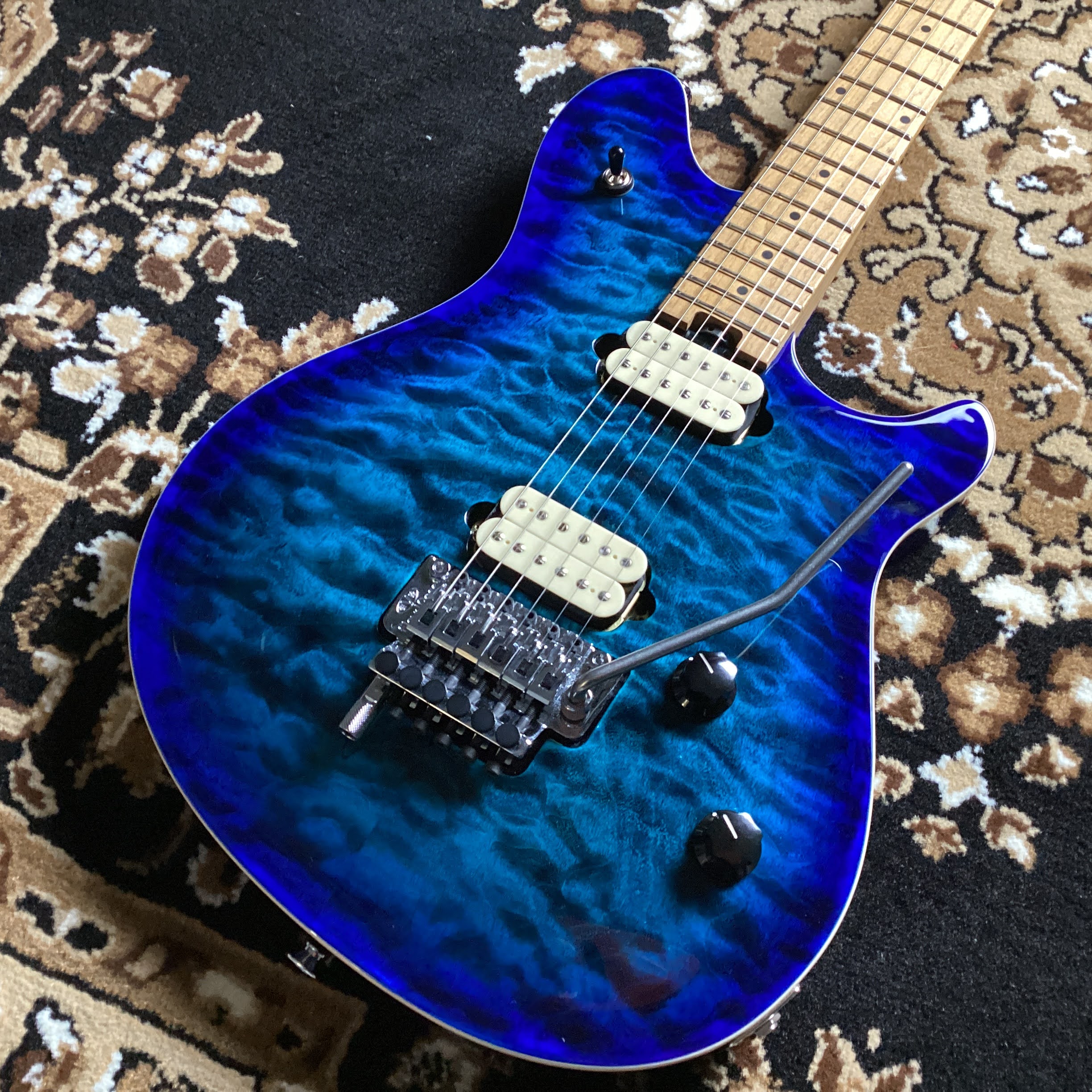 EVHWolfgang Special QM Baked Maple Fingerboard Chlorine Burst