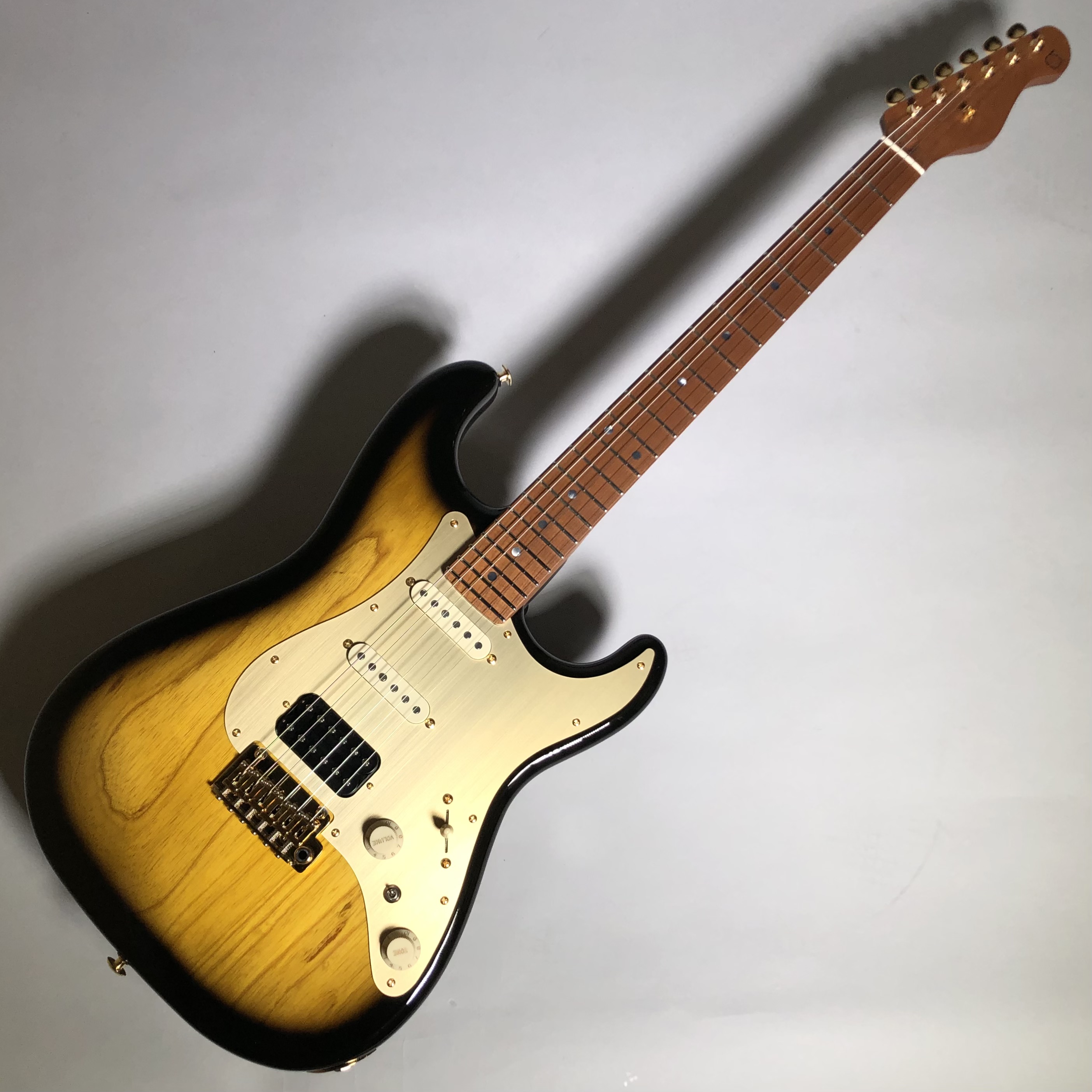 Black SmokerSIGMA SSH Roasted Maple Neck 2Tone Sunburst