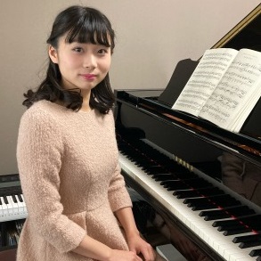 ピアノ・幼児の基礎音楽コース　<br />
長瀬 琴音/水<br />
<br />
月謝￥5,940～