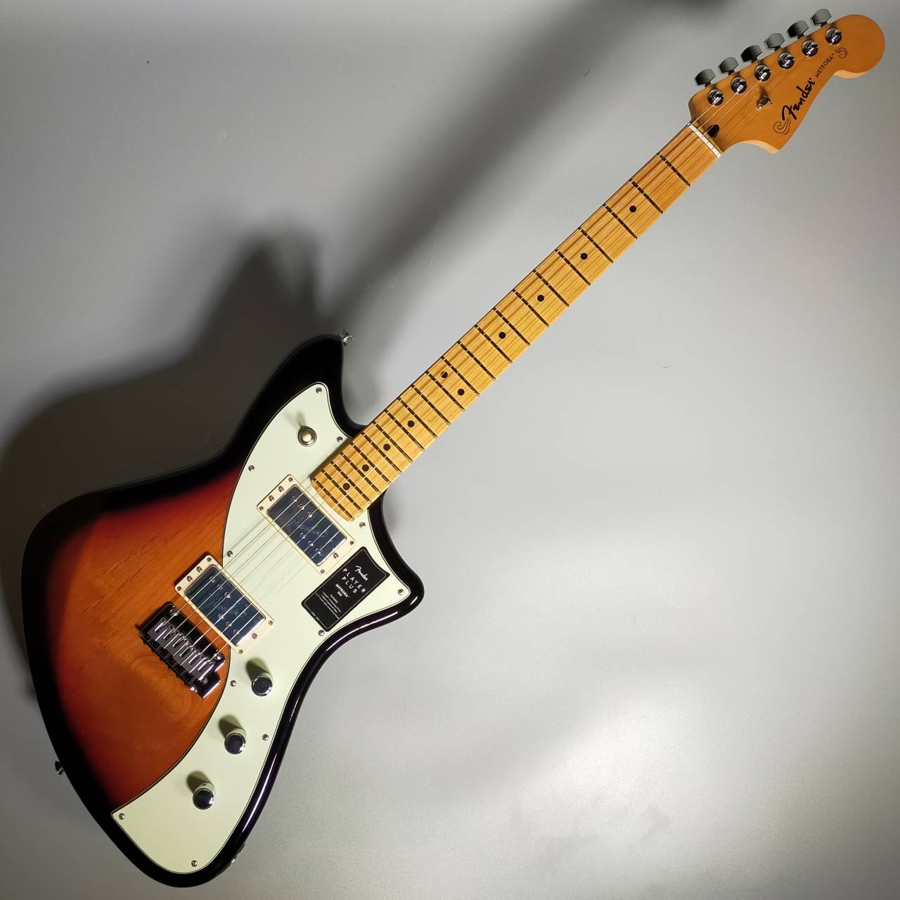 FenderPlayer Plus Meteora HH 3-Color Sunburst