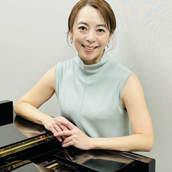 木・金曜日担当講師：曽根 玲