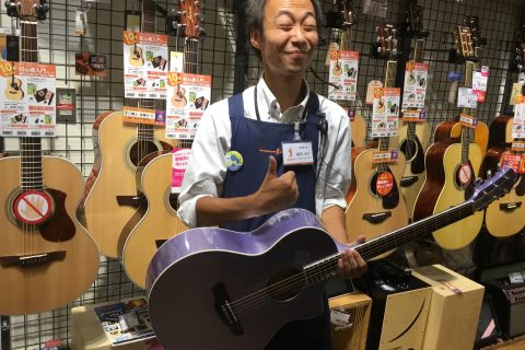 スタッフ写真 アコースティックギター/ウクレレ 篠田