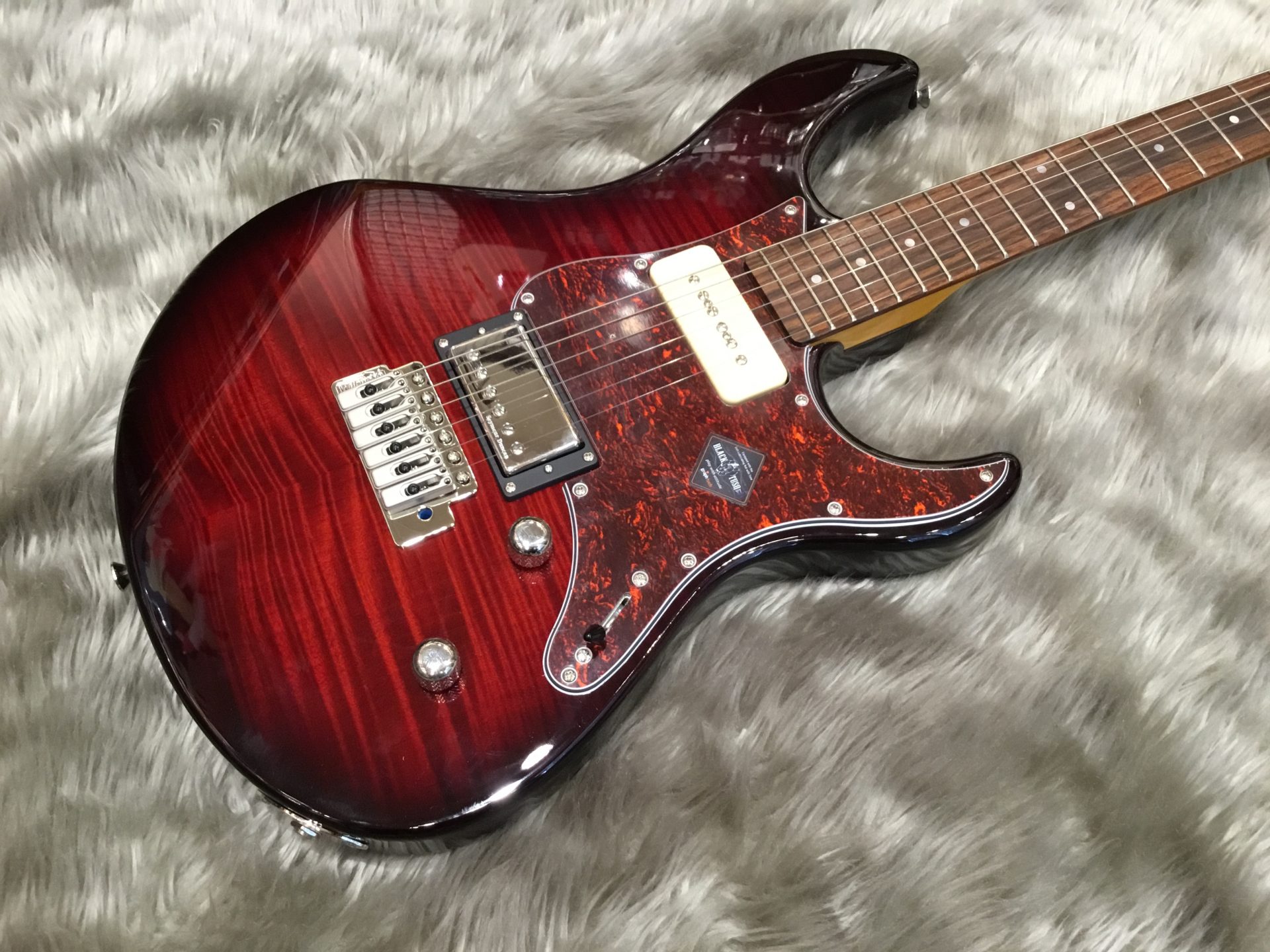 【入荷情報】YAMAHA　PAC611VFM　圧倒的人気の初心者入門用エレキギター入荷しました！
