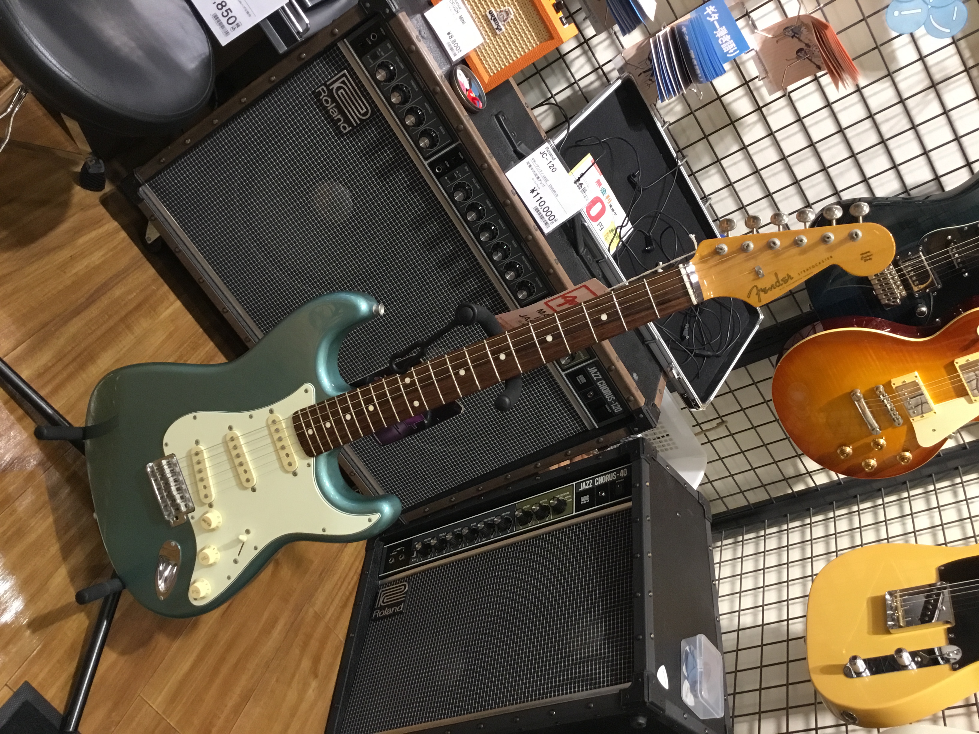 中古エレキギターFender Japan ST-62