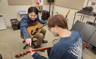 桂川・洛西口【土曜日キッズギター】雨の日も駅直結で濡れずにレッスン!はじめてのエレキ&アコギ教室を開講中!