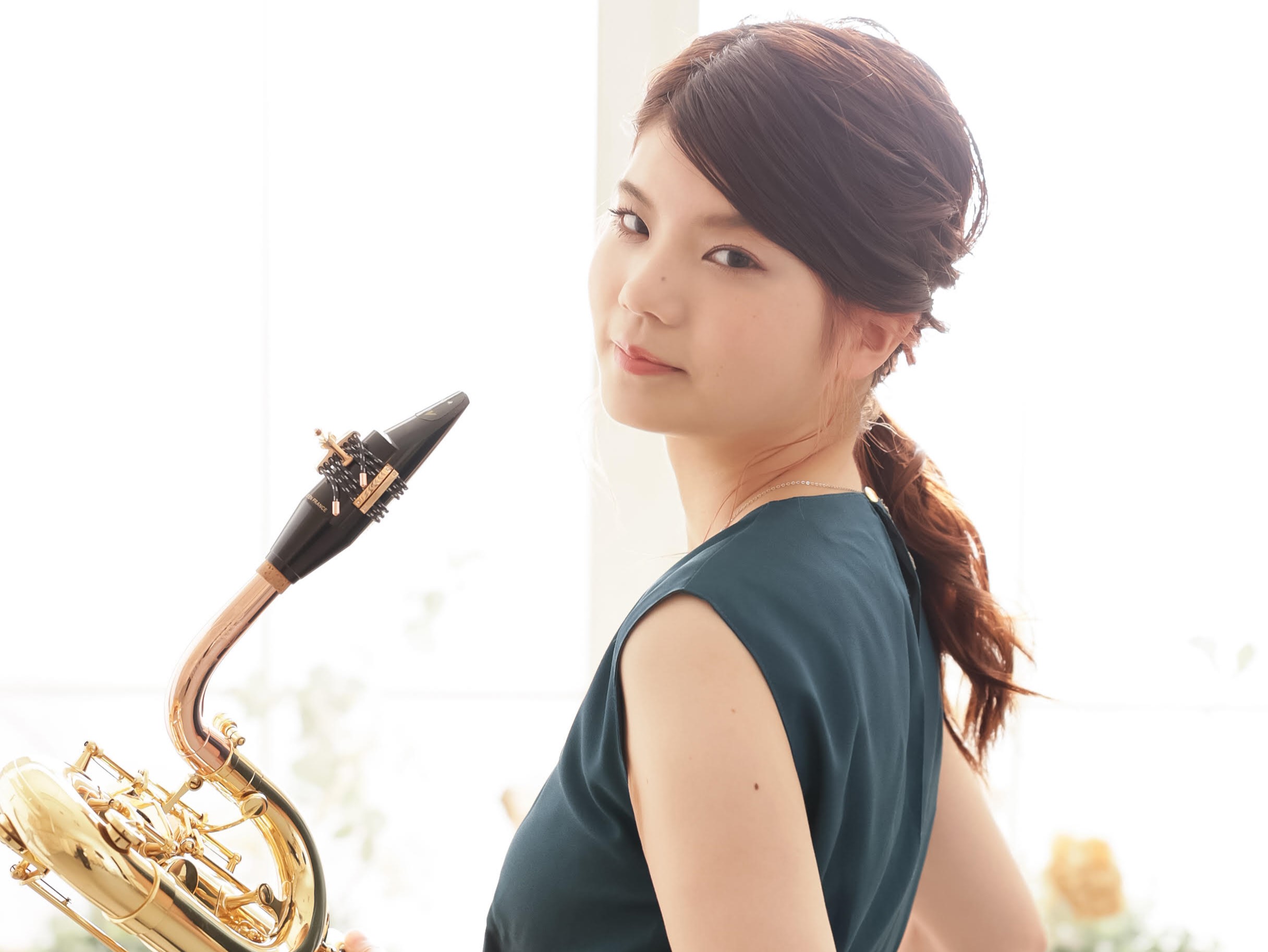 こんにちは！島村楽器の音楽教室担当です。いよいよ夏の吹奏楽コンクールや発表会が目前に迫ってきましたね！ 「どうしてもこの箇所（連符）が上手く吹けない…」「ピッチ（音程）が合わない、サックスらしい豊かな音が出ない…」「曲の表情がつかず、表現の仕方に悩んでいる…」「本番まで時間がないけれど、少しでも周り [&hellip;]