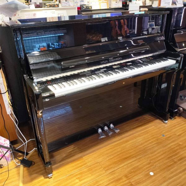 アップライトピアノ