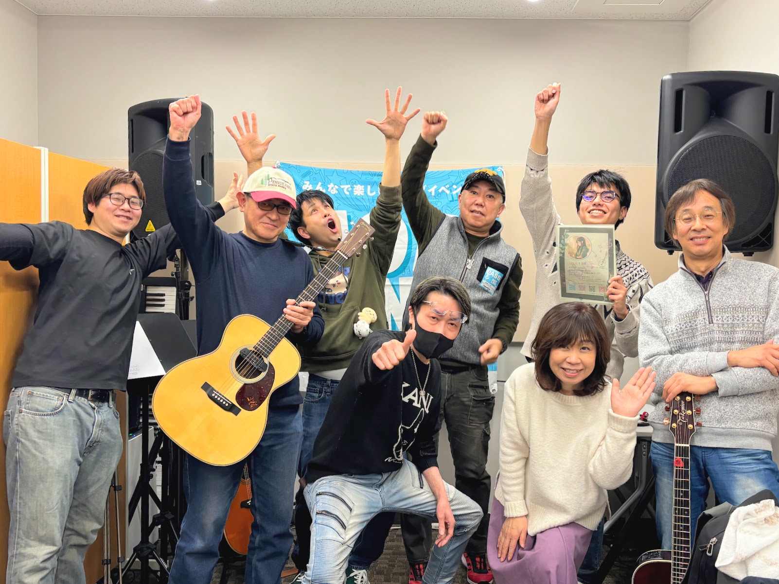 HOTLINE担当の細谷です！ 新年一発目🌸のイオンモール京都桂川店会場のご様子をどうぞ！！ CONTENTSその前に…第1弾、第2弾のレポートもお見逃しなく★それでは第3弾、ライブスタート！！！最後にみんなで大合唱昭和平成令和を駆け抜けた新年1発目のHOTLINE！！第4弾も参加募集中！2/14『 [&hellip;]