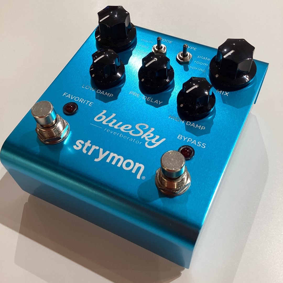 【knob様】Strymon FLINT v1 Strymon Flint Limited Edition Tremolo and Reverb - Black