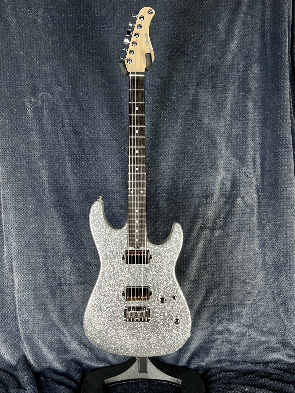 Red HouseSeeker S/HH Silver Rame