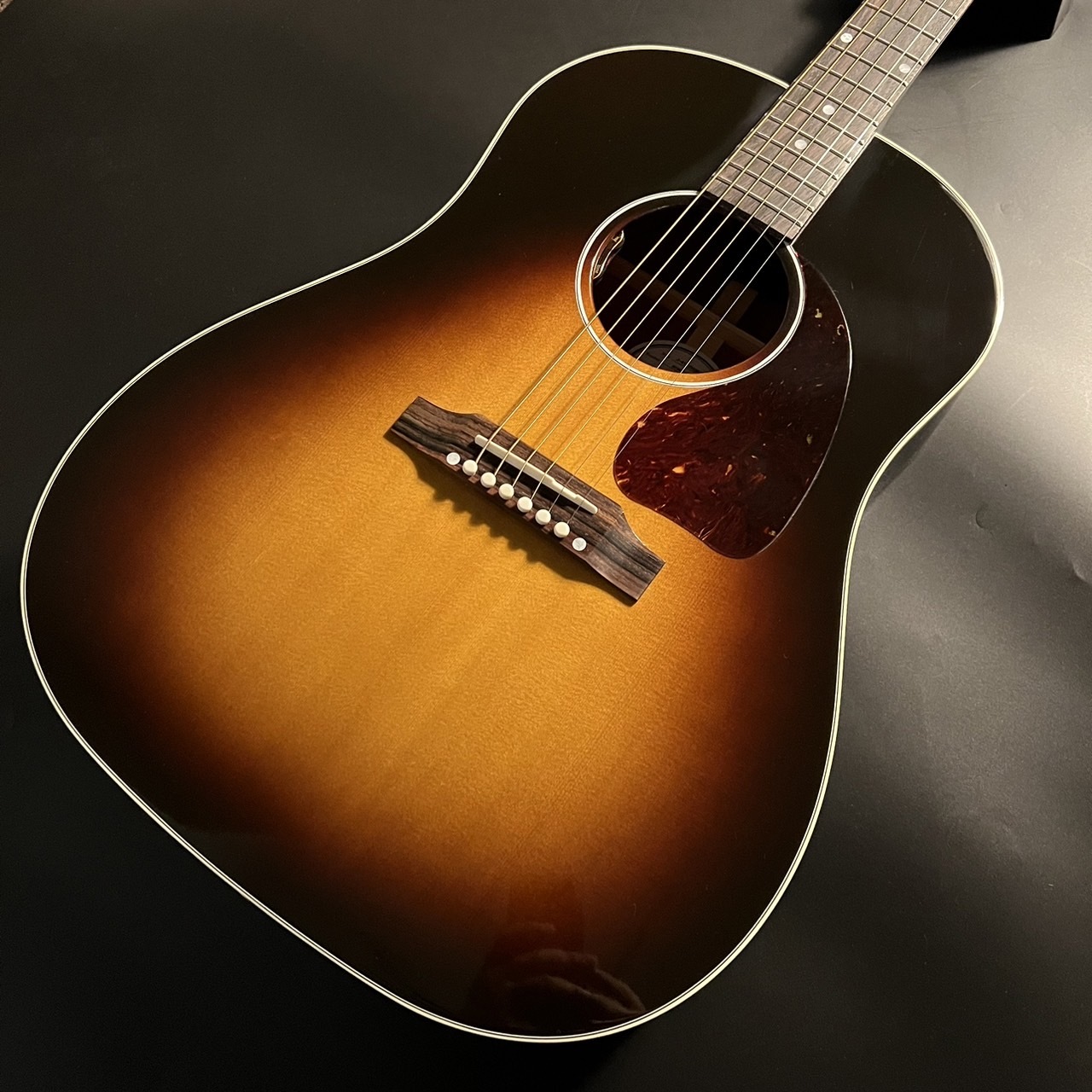 GibsonJ-45 Standard