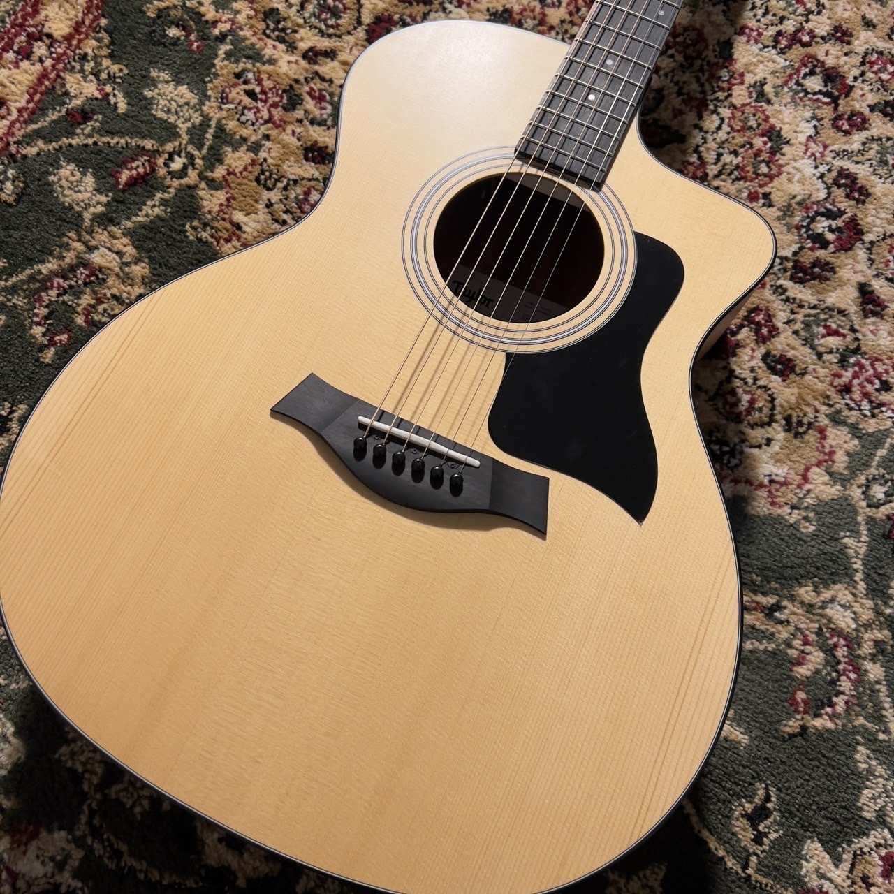 Taylor114ce【エレアコ】