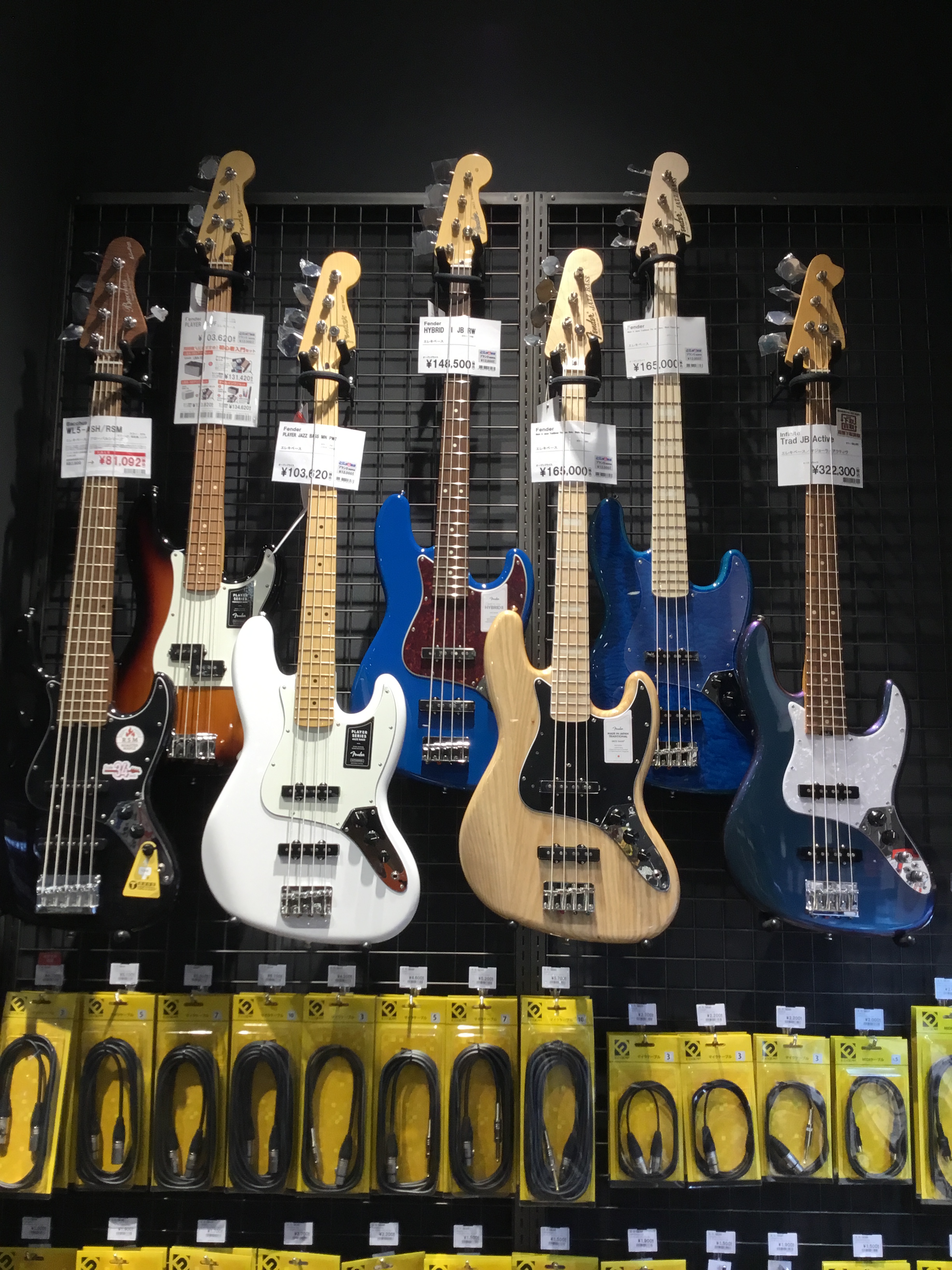 憧れのベースをこの機会に… 島村楽器ららぽーと門真店では、限定特別レッスンといたしまして、レッスンルームにて「ワンコインレッスン」を開催致します！ 実は、「昔ちょっとだけやっていた」「前から興味があった」「自宅で教本とにらめっこしているけど、もっとステップアップしたい！」 という方はいらっしゃいませ […]