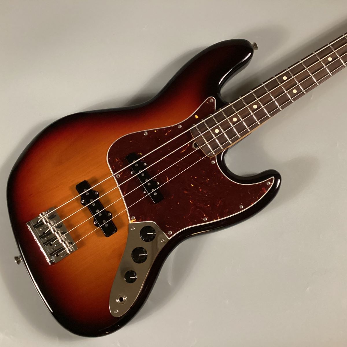 American Professional II Jazz Bass
