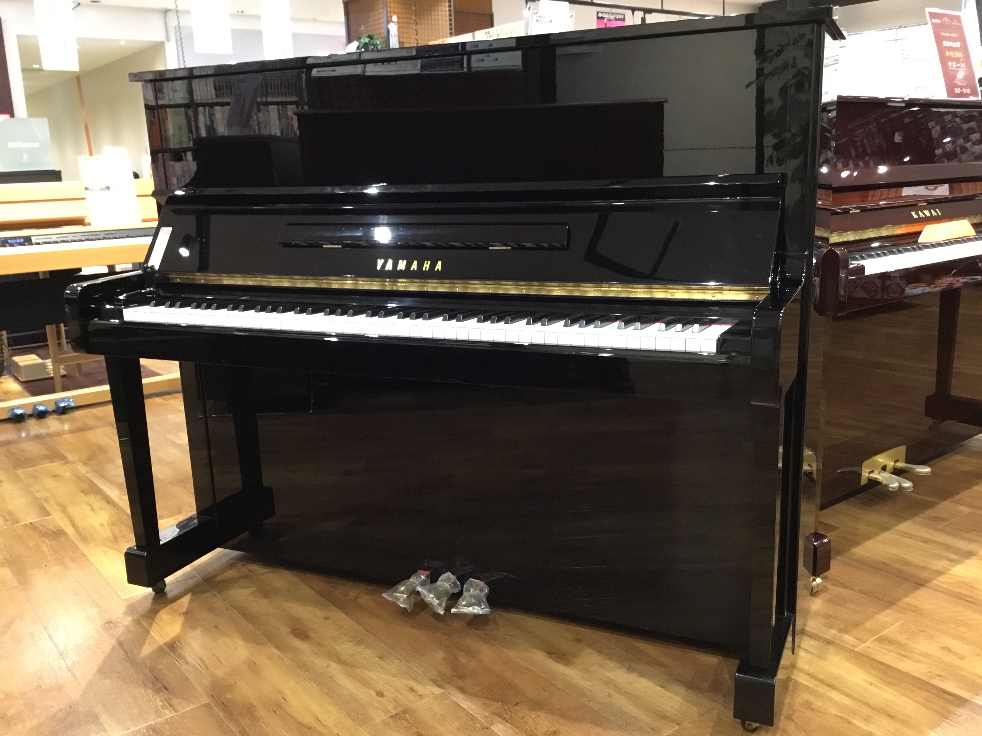 YAMAHA中古アップライトピアノMC10A
