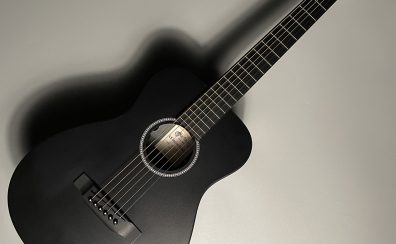 【限定モデル】Martinの黒いギターが2本入荷しました