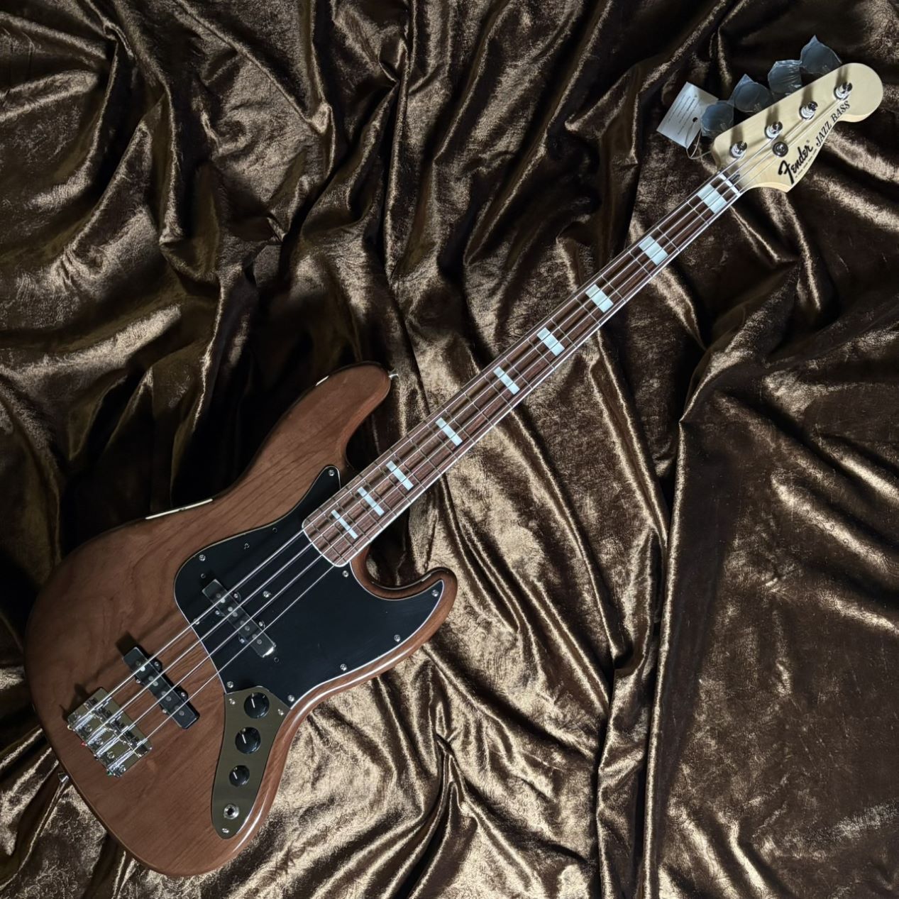 FenderFSR Made in Japan Traditional 70s Jazz Bass 