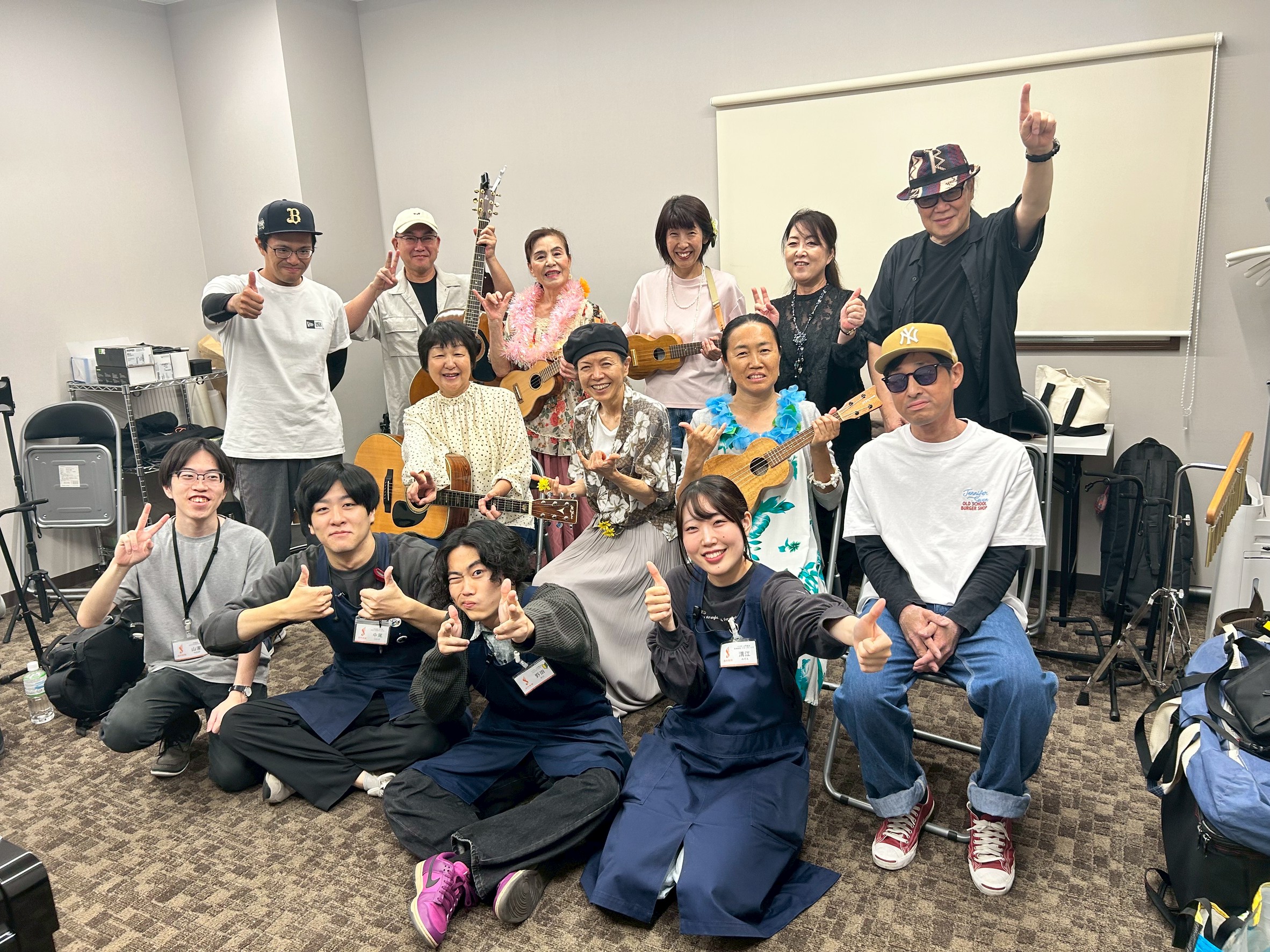 本日10月19日（日）、HOTLINE2025 の第1回目を開催いたしました～！第1回にも関わらず、たくさんの方が出演してくださりました！ CONTENTSそもそもHOTLINEって・・・？？門真店第1回ライブレポート前座　#給料発生中1.Le☆gen2.Chimney3.オト4.Andy Taka […]