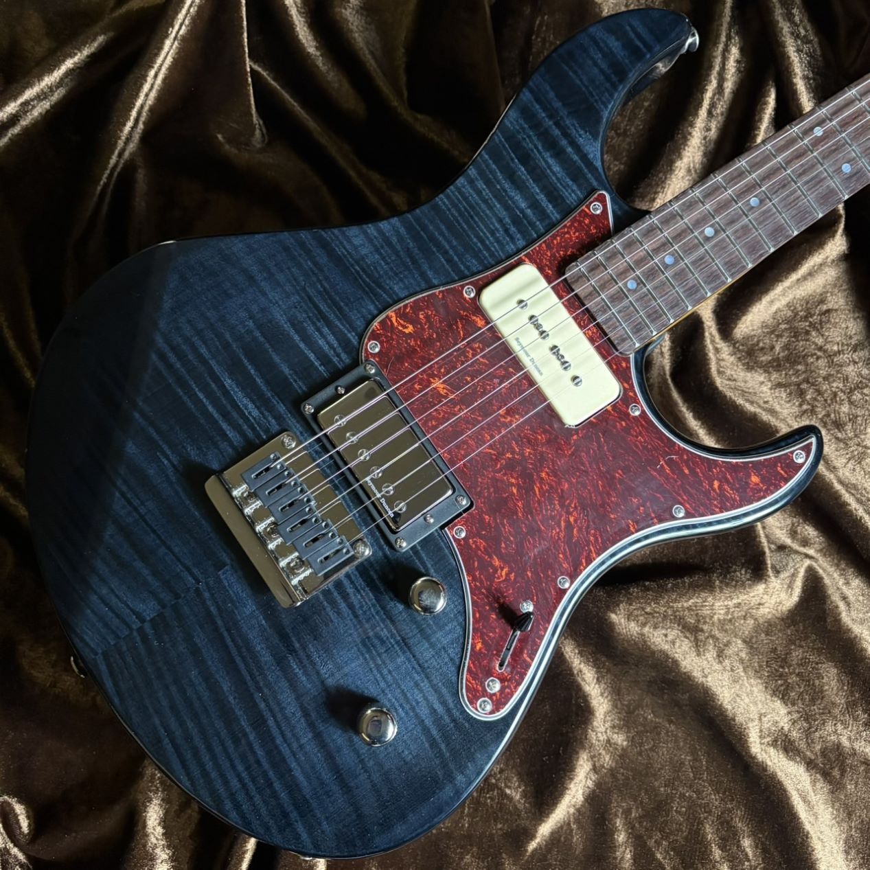 YAMAHAPACIFICA611HFM TBL