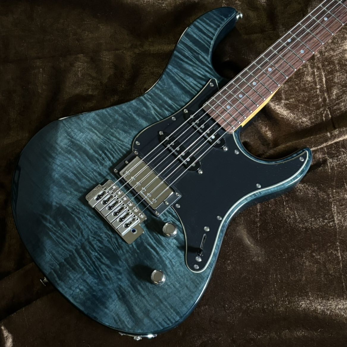 YAMAHAPACIFICA612VIIFM IDB