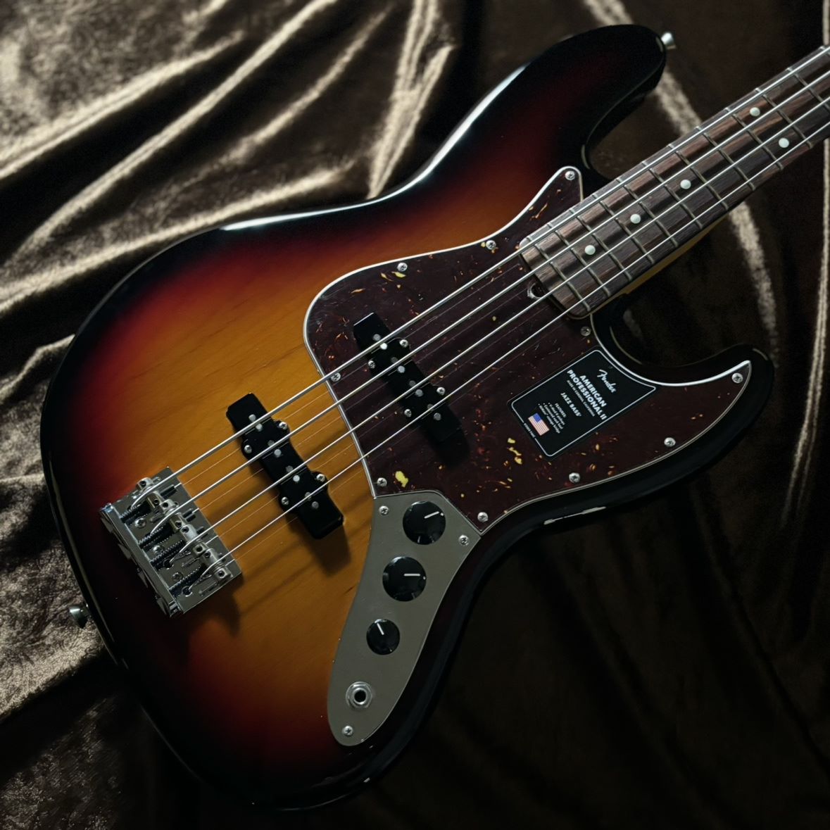 Fender American Professional II Jazz Bass 3-Color Sunburst 