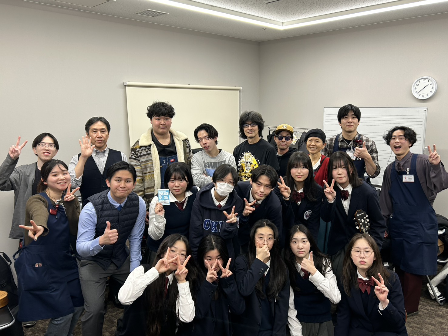 2月8日（日）、HOTLINE2025-2026 の第4回目を開催いたしました～！第1～3回に引き続き第4回もたくさんの方が出演してくださいました！ CONTENTSそもそもHOTLINEって・・・？？ららぽーと門真店第4回ライブレポート前座　#給料発生中1.オト2.遠藤 秀3.きよみかんえりんご4 [&hellip;]