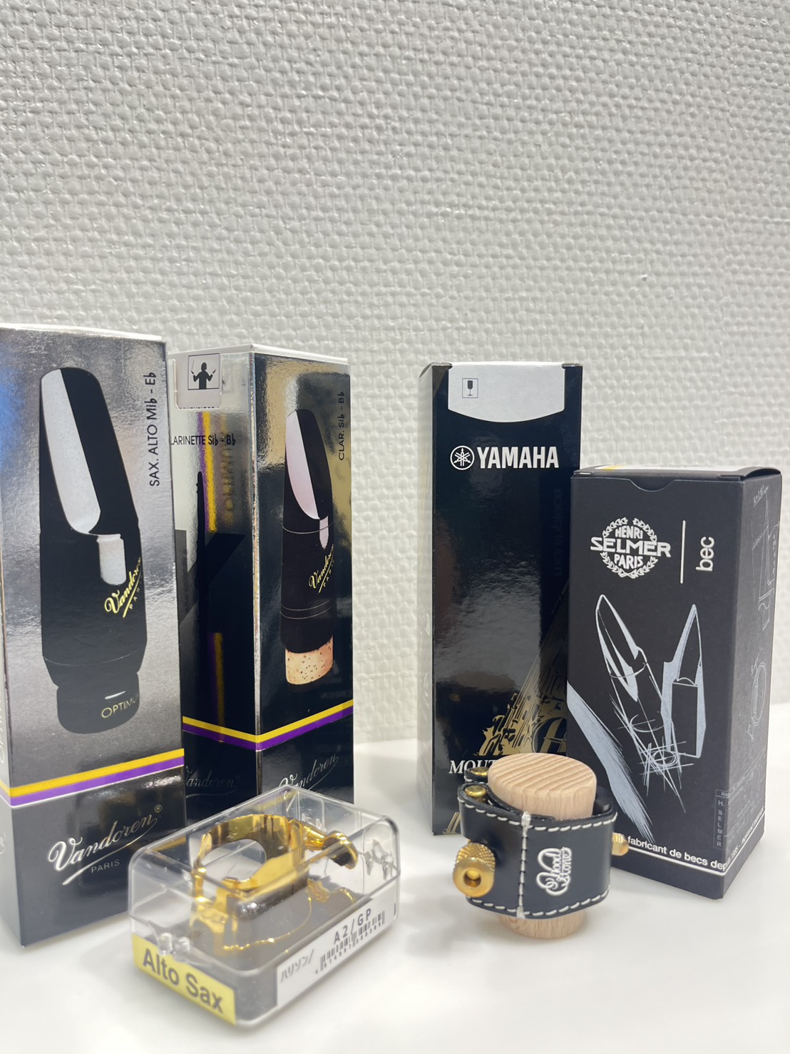 こんにちは！島村楽器ららぽーと門真店の松村です！ 今回は島村楽器ららぽーと門真の木管楽器の「マウスピース・リガチャー」のラインナップをご紹介させていただきます！ CONTENTSアルトサックスマウスピースアルトサックスリガチャーテナーサックスマウスピーステナーサックスリガチャークラリネットマウスピー [&hellip;]