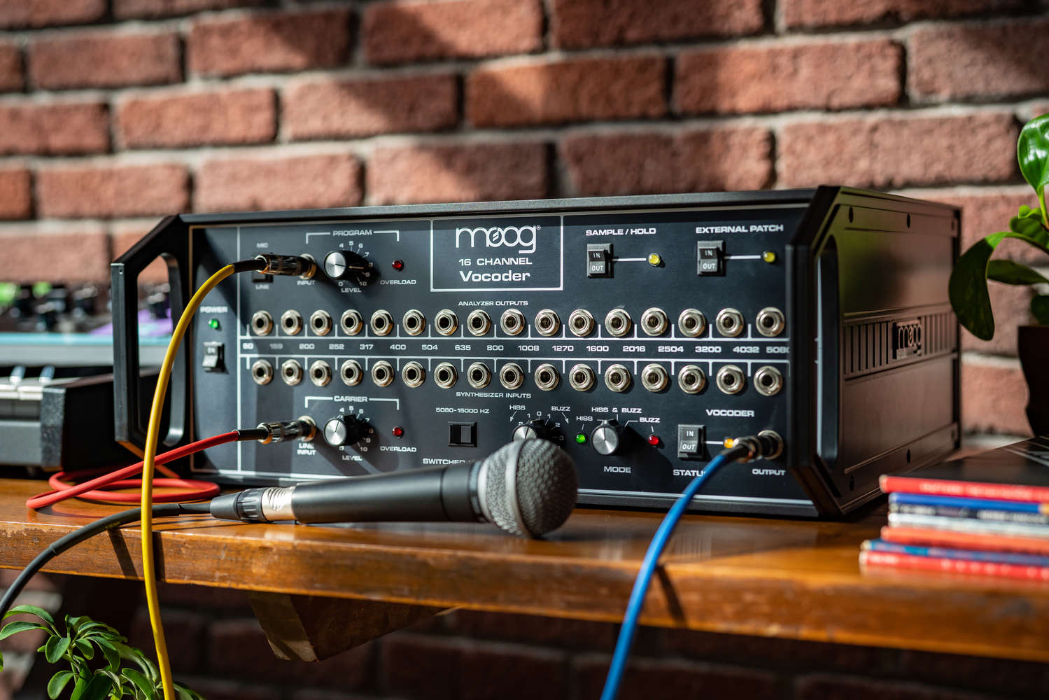 【新製品】Moog 16 Channel Vocoder 予約受付中