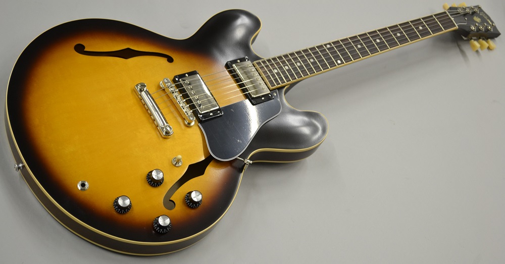 ES-335 Satin SVB