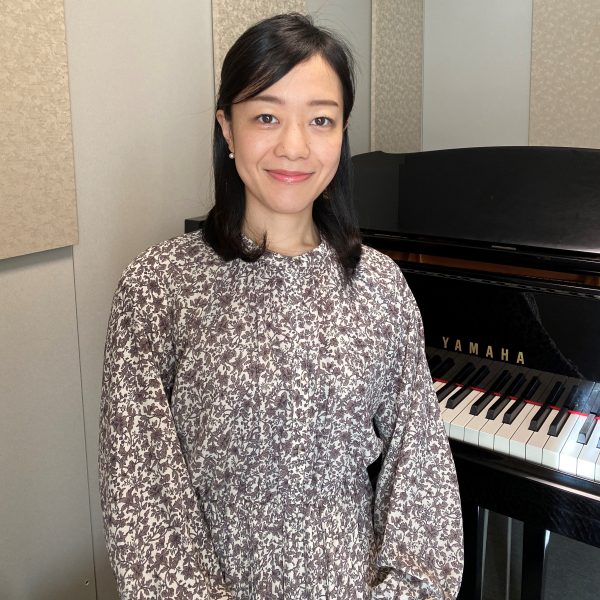 佐伯　水美（さいき　みなみ）<br />
4歳よりピアノを始める。桐朋女子高等学校音楽科、桐朋学園大学音楽学部音楽学科ピアノ専攻卒業。<br />
かながわ音楽コンクールで入選。今井彩子氏に師事。