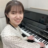 【川崎　大人のピアノレッスン】ピアノインストラクター　近田有里紗