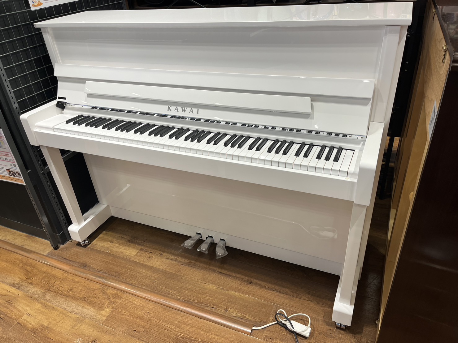 アップライトピアノKAWAI K-114SX