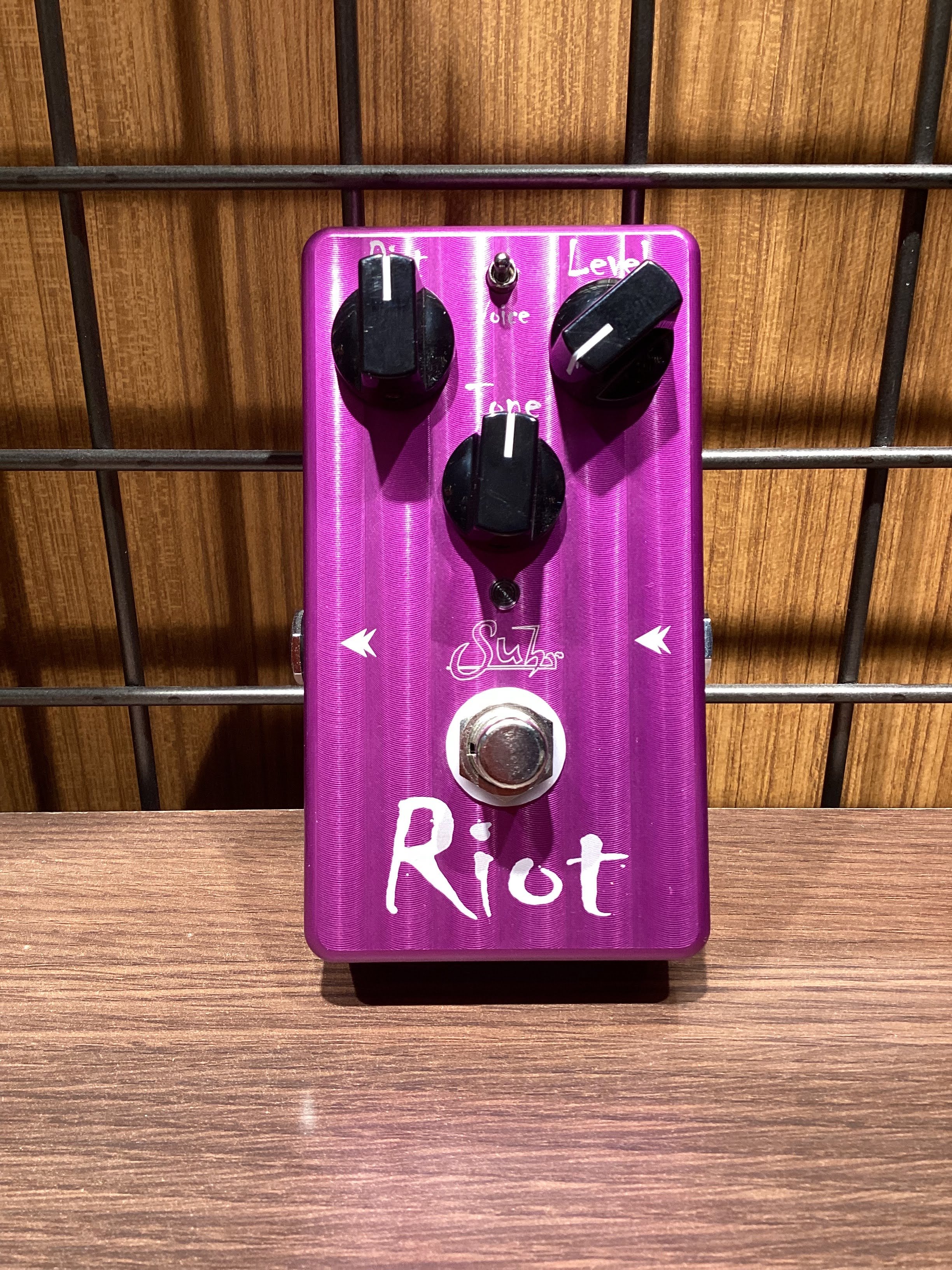 コンパクトエフェクター/ディストーションSuhr Riot