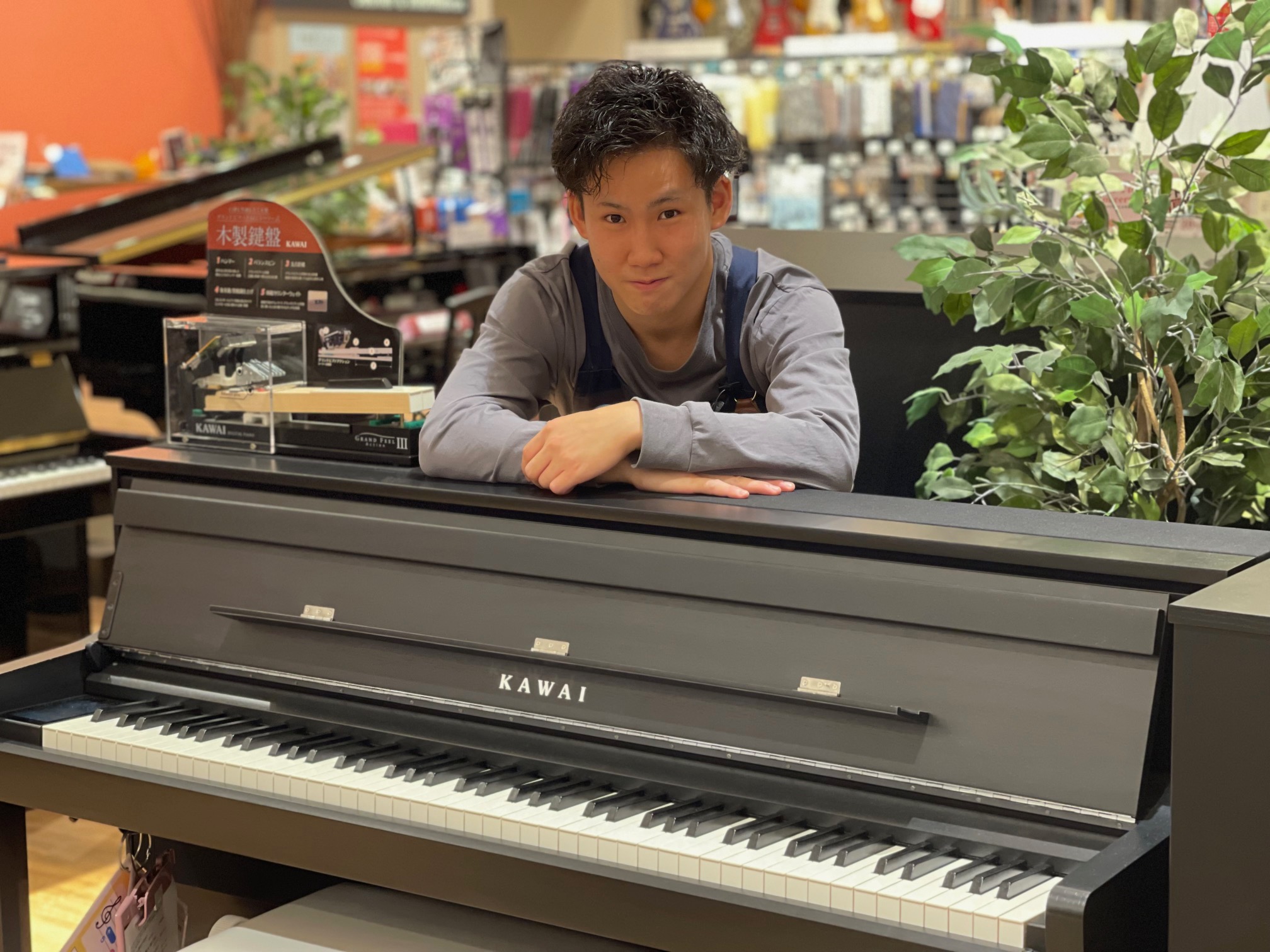 自称:日本一元気なスタッフ竹安ことワイナリーです!!