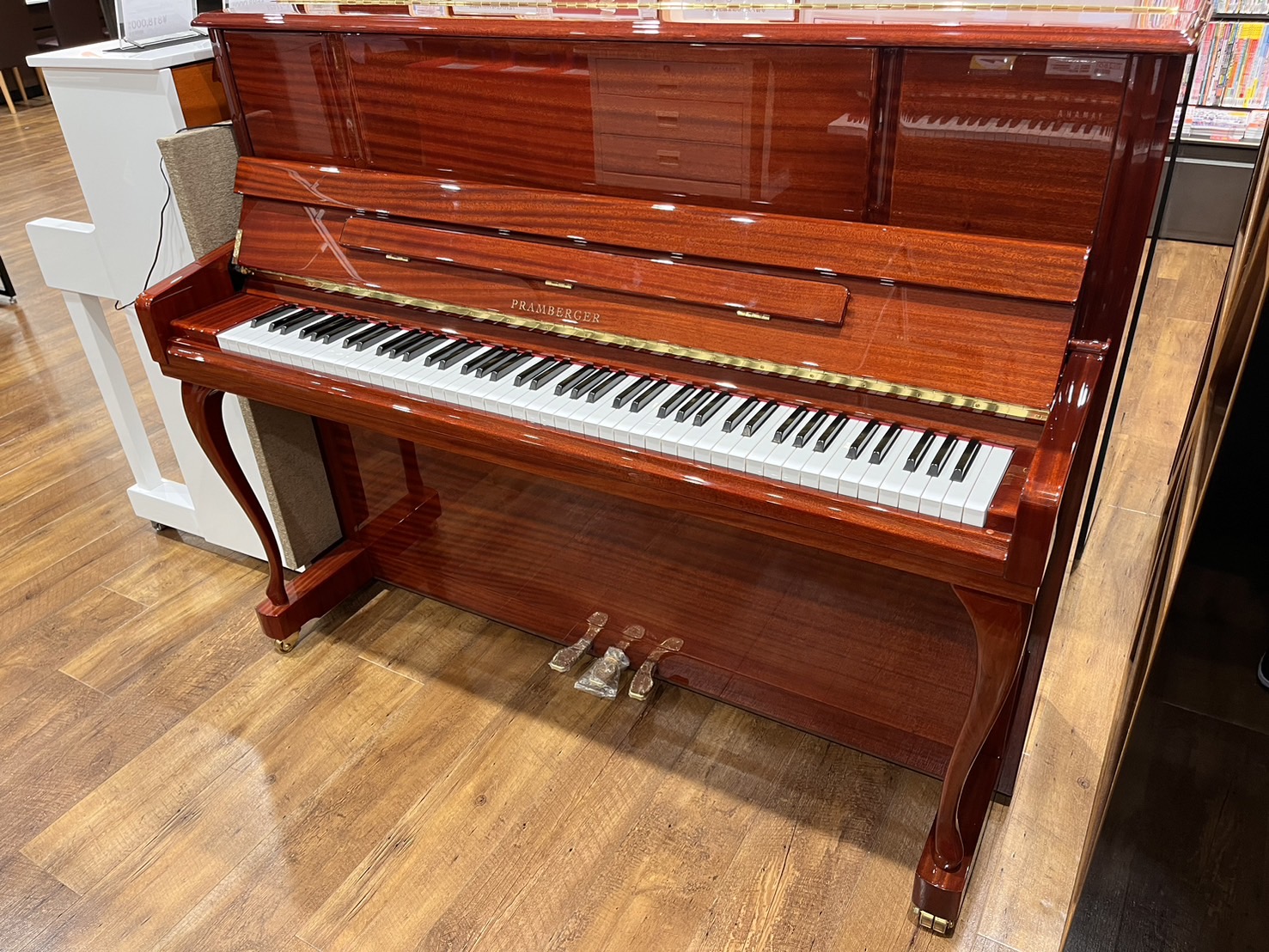 PRAMBERGERPRAMBERGER／PV118C