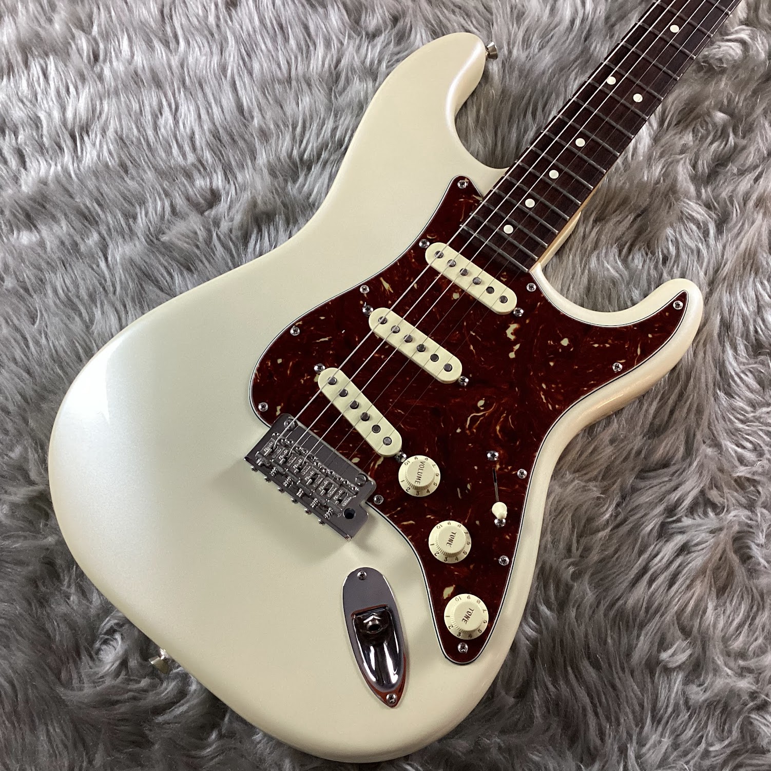 FenderAM SHOWCASE ST RW OLP
