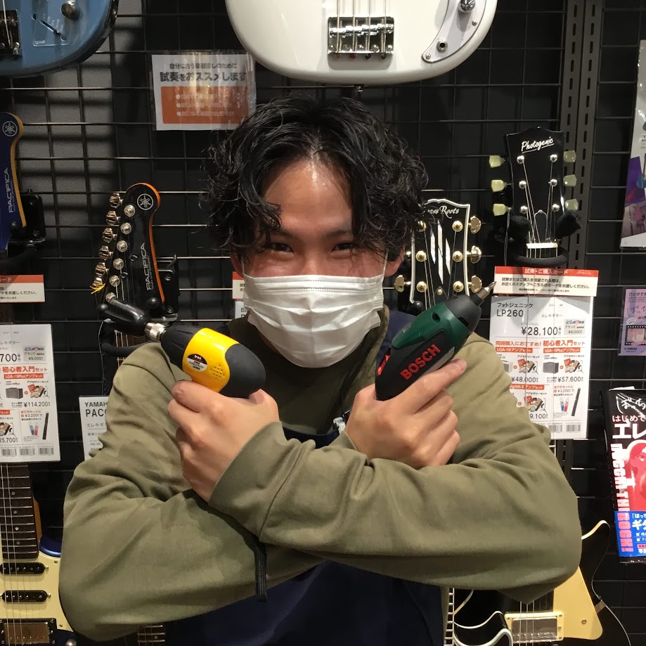 ギター・ベース担当竹安和也