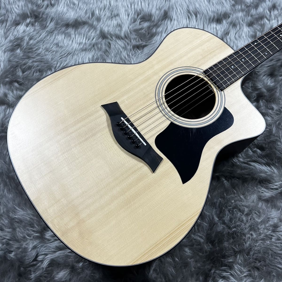 Taylor114ce-Walnut